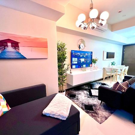 Daniella'S Modern & Cozy Suite In Uptown Bgc Маніла Екстер'єр фото