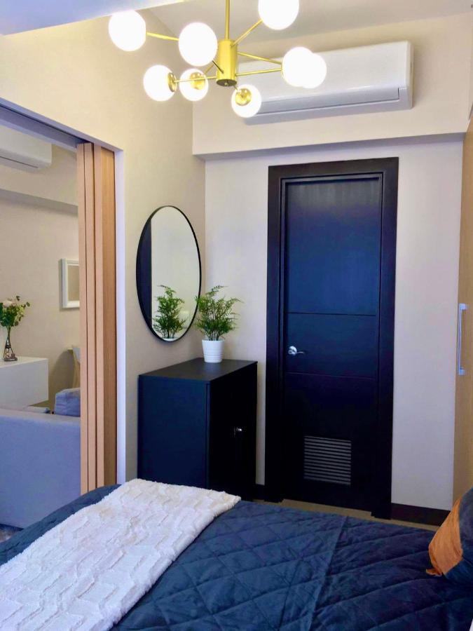 Daniella'S Modern & Cozy Suite In Uptown Bgc Маніла Екстер'єр фото
