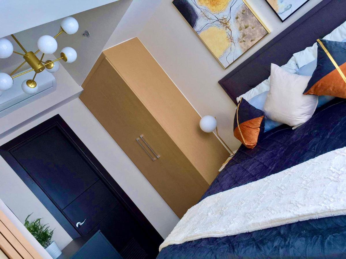 Daniella'S Modern & Cozy Suite In Uptown Bgc Маніла Екстер'єр фото
