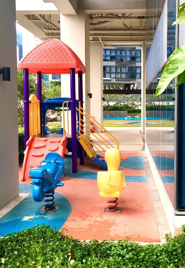 Daniella'S Modern & Cozy Suite In Uptown Bgc Маніла Екстер'єр фото